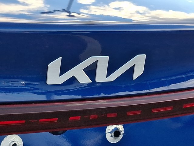 Used 2022 Kia Forte LXS w/ LXS Technology Package FWD image 35