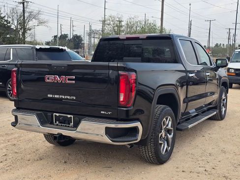 New 2026 GMC Sierra 1500 SLT image 5