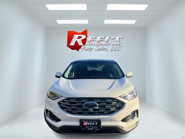 Used 2021 Ford Edge Titanium w/ Equipment Group 301A AWD/4WD image 2