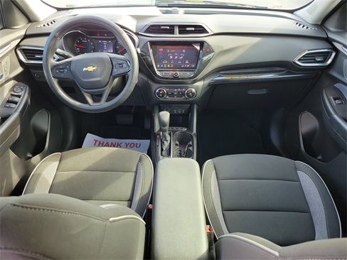 Used 2023 Chevrolet TrailBlazer LT w/ Convenience Package image 13
