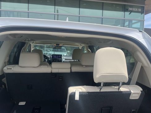 Used 2022 Lexus GX 460 Premium w/ Premium Package AWD/4WD image 6