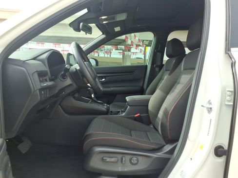 Used 2025 Honda CR-V Sport image 14
