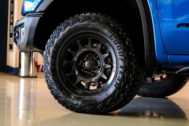Used 2024 GMC Sierra 1500 AT4X w/ AT4X AEV Edition AWD/4WD image 63