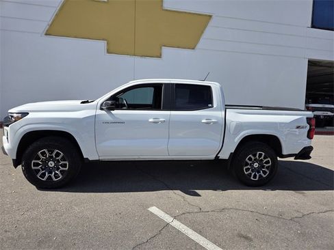 Certified 2023 Chevrolet Colorado Z71 w/ Z71 Convenience Package 2 image 3