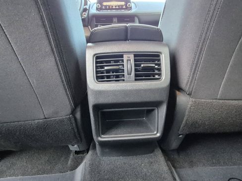 Certified 2025 Nissan Rogue S FWD image 16