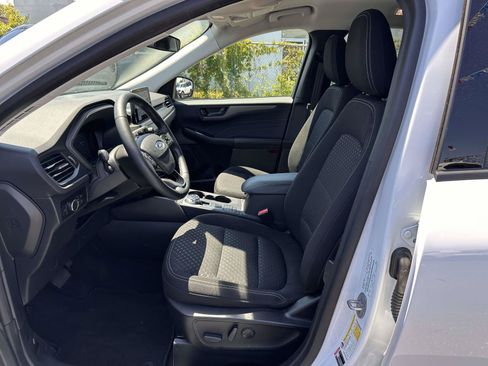 Used 2023 Ford Escape Active AWD/4WD image 12