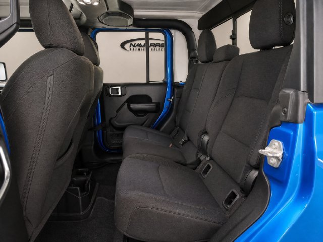 Used 2022 Jeep Gladiator Sport AWD/4WD image 10