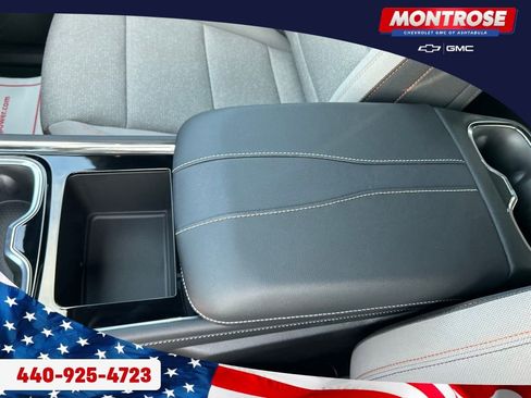 New 2026 Chevrolet Traverse LT image 16