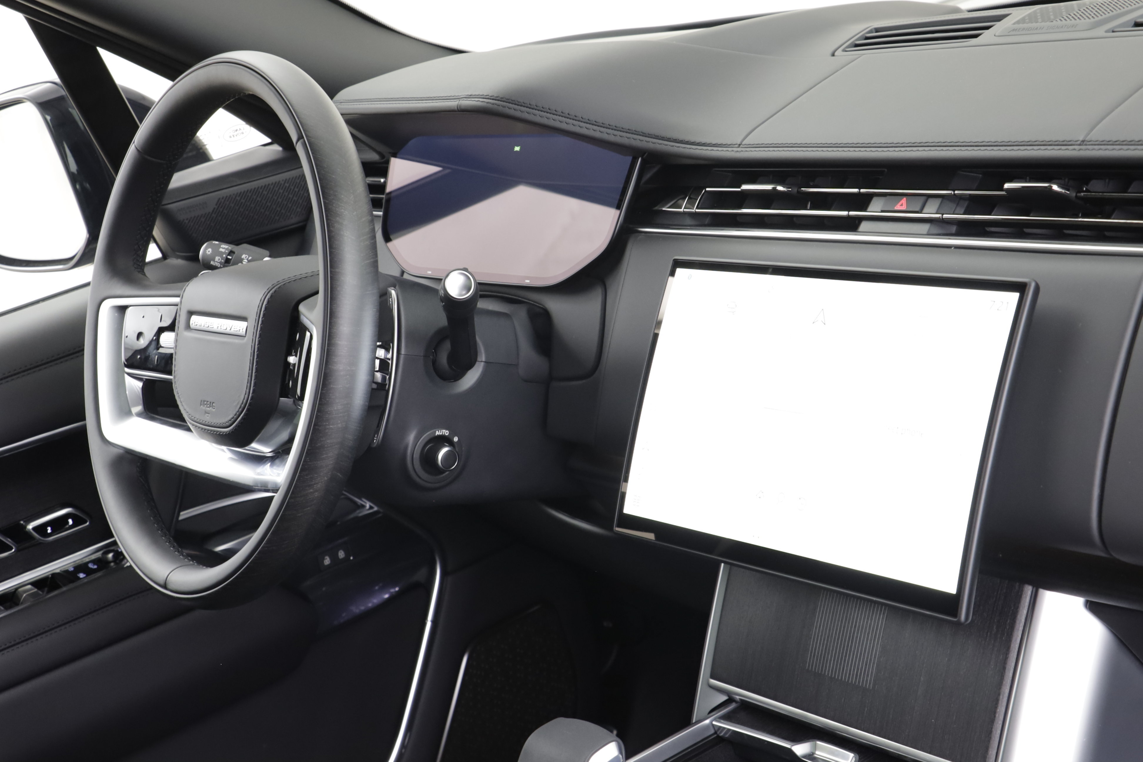 New 2026 Land Rover Range Rover Long Wheelbase Autobiography AWD/4WD image 23