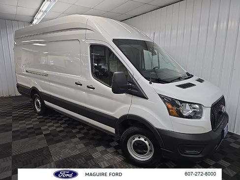 Used 2025 Ford Transit 250 148 High Roof Extended w/ Load Area Protection Package RWD image 9