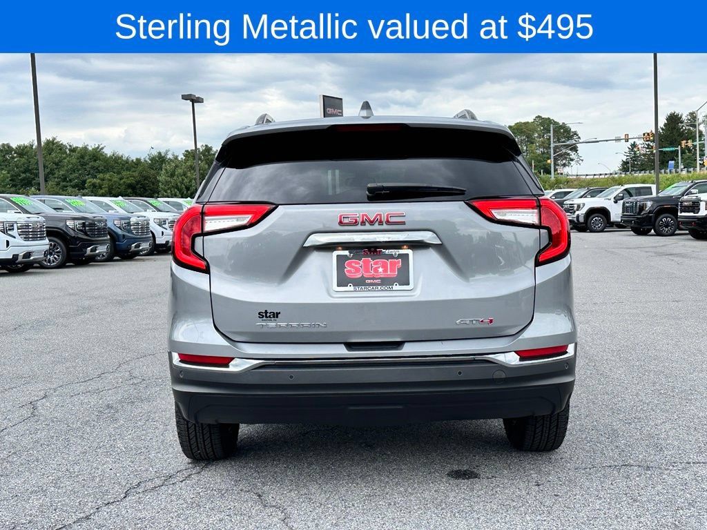Certified 2023 GMC Terrain AT4 w/ Tech Package AWD/4WD image 9