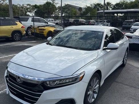 Used 2021 Honda Accord LX image 2