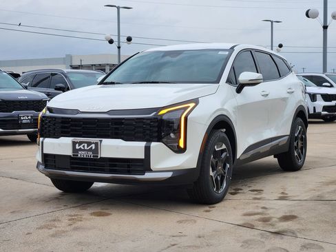 New 2026 Kia Sportage S AWD/4WD image 2