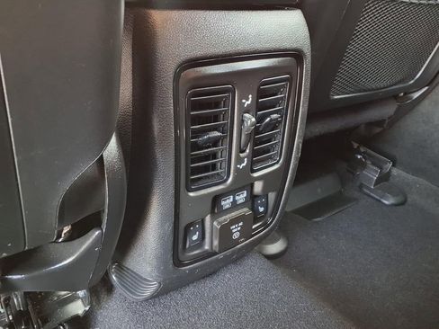 Certified 2023 Dodge Durango GT image 24