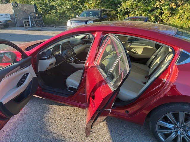 Used 2018 MAZDA MAZDA6 Touring FWD image 2
