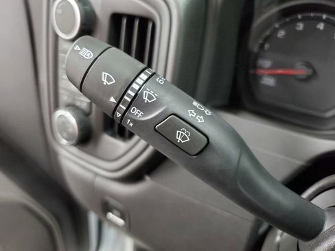 Used 2025 Chevrolet Silverado 1500 W/T w/ Trailering Package image 34