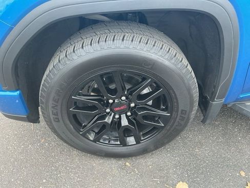 Used 2022 GMC Sierra 1500 Elevation image 11