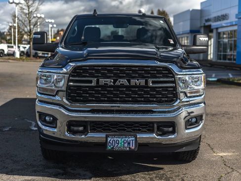 Used 2024 RAM 2500 Big Horn image 6