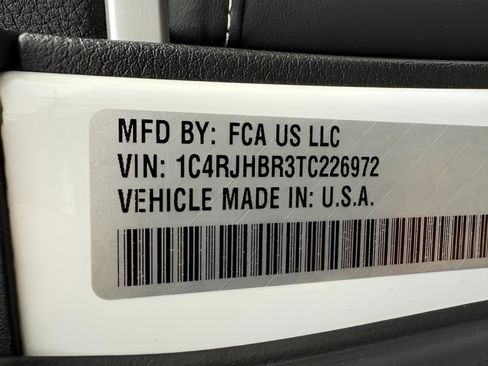 New 2026 Jeep Grand Cherokee Limited Reserve image 33