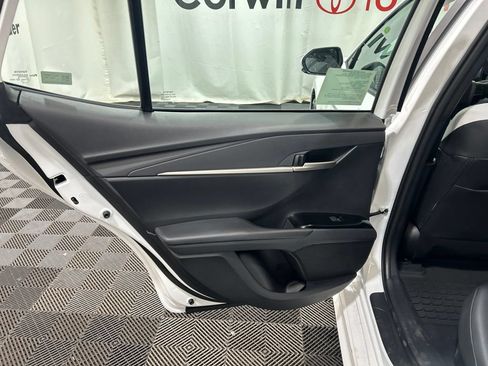 Used 2026 Toyota Camry SE w/ Multimedia Upgrade Package FWD image 15