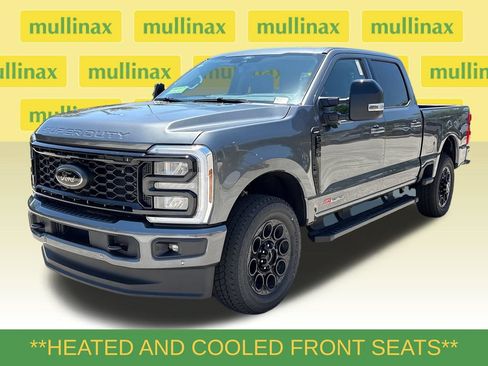 New 2026 Ford F250 Lariat w/ Black Appearance Package AWD/4WD image 15