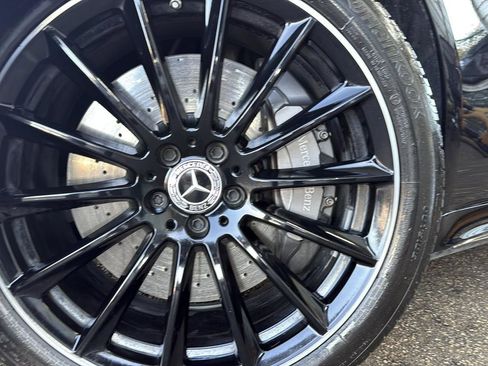 Used 2023 Mercedes-Benz S 500 4MATIC w/ AMG Line image 9