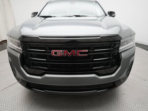 Used 2023 GMC Acadia SLE w/ Driver Convenience Package image 21