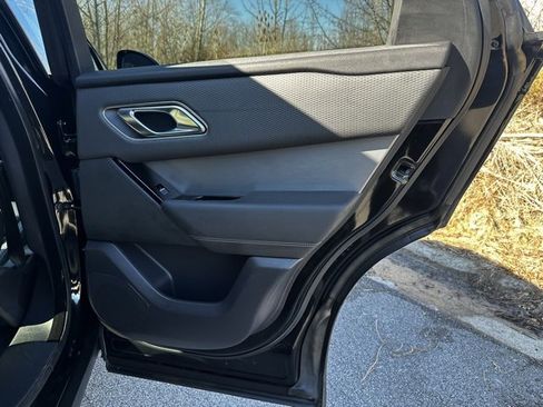 Used 2023 Land Rover Range Rover Velar R-Dynamic S image 18