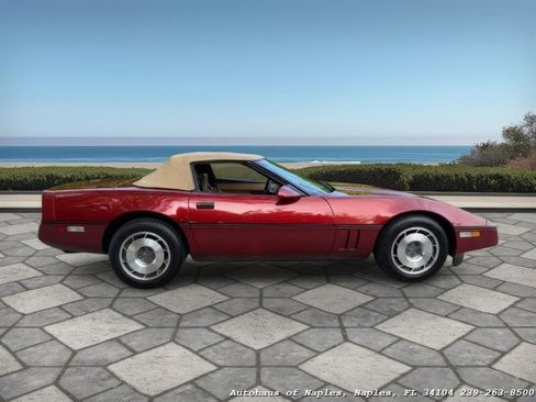 Used 1987 Chevrolet Corvette Convertible RWD image 14