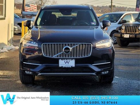 Used 2019 Volvo XC90 T6 Inscription w/ Luxury Package image 2