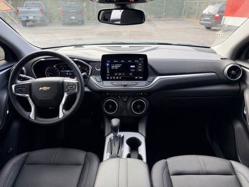 Used 2025 Chevrolet Blazer LT image 20