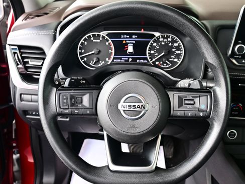 Used 2021 Nissan Rogue SV FWD image 17