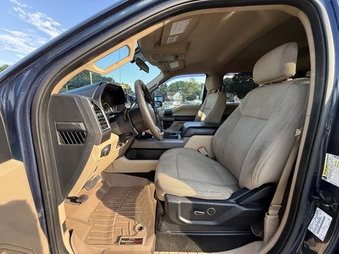 Used 2017 Ford F250 XLT w/ XLT Value Package image 12