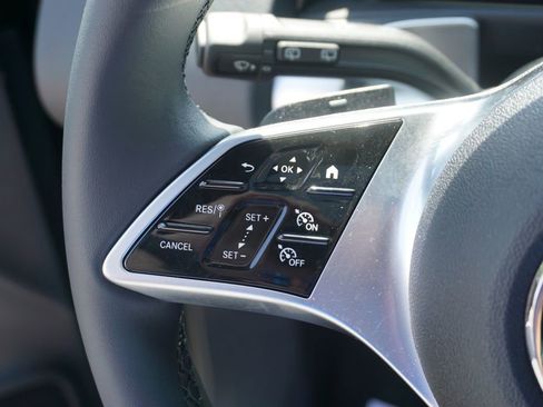 New 2025 Mercedes-Benz GLB 250 4MATIC image 27