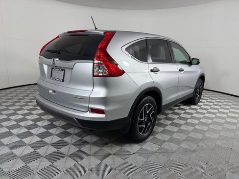 Used 2016 Honda CR-V SE image 5