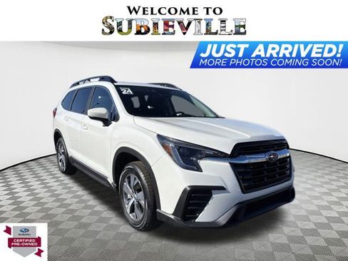 Used 2024 Subaru Ascent Premium w/ Convenience Package image 1