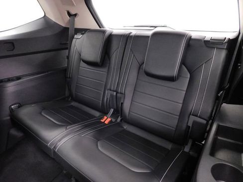 Used 2021 Volkswagen Atlas SEL Premium image 22