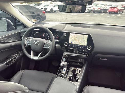 Used 2026 Lexus NX 350 AWD w/ Accessory Package (2T) image 33