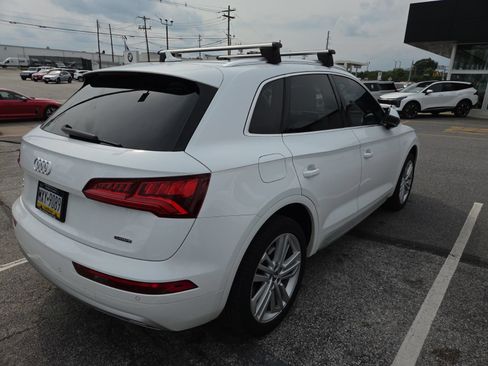 Used 2020 Audi Q5 2.0T Premium Plus w/ Premium Plus Package AWD/4WD image 4