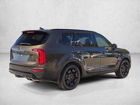 Used 2021 Kia Telluride SX w/ Nightfall Edition Package image 5