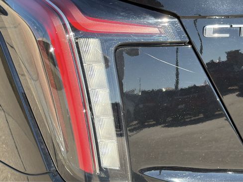 Certified 2023 Cadillac CT5 V w/ Premium Package image 9