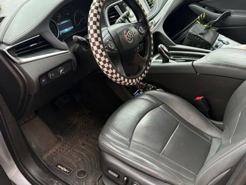 Used 2019 Buick Enclave Essence FWD image 4