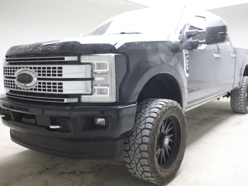 Used 2017 Ford F350 Platinum w/ Platinum Ultimate Package AWD/4WD image 1