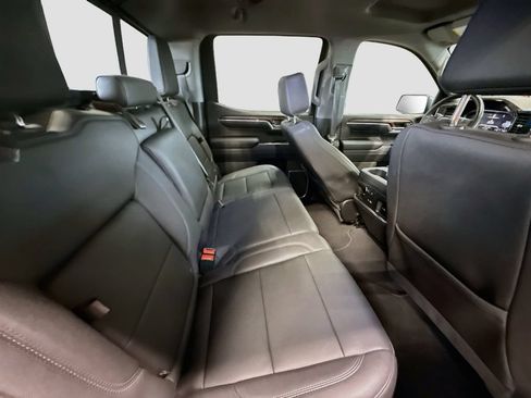 Used 2024 GMC Sierra 1500 SLT w/ SLT Premium Plus Package AWD/4WD image 27