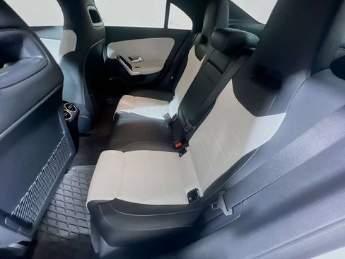 Used 2022 Mercedes-Benz CLA 35 AMG 4MATIC image 21