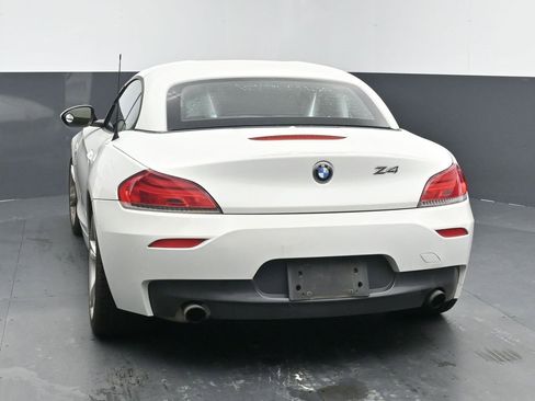 Used 2014 BMW Z4 sDrive35i image 6