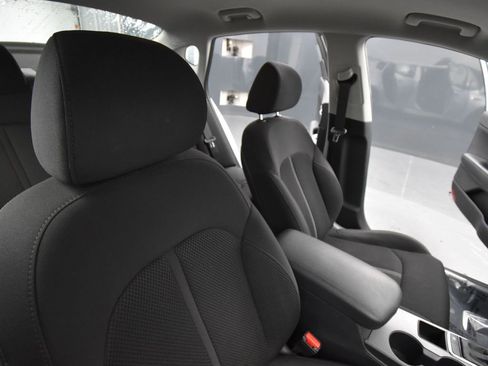 Used 2019 Kia Optima LX image 17