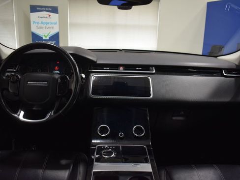 Used 2019 Land Rover Range Rover Velar S image 13