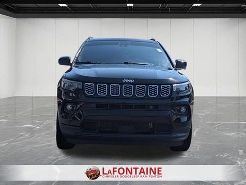 Used 2024 Jeep Compass Limited AWD/4WD image 8