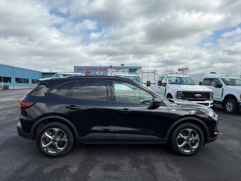 Used 2025 Ford Escape ST-Line image 7